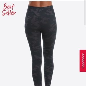 NEVER WORN Spanx Black Camo Full Length leggings